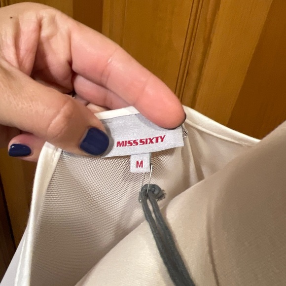 Miss Sixty NWT Logo Rock Punk Mesh Back Sz Med Shirt - Picture 3 of 4